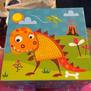 Make believe ideas Dinosaur Adventure Puzzle Box for Kids